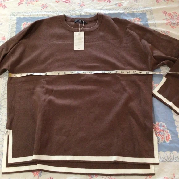 Women’s 2 piece pants and sweater set NWT - Picture 5 of 16